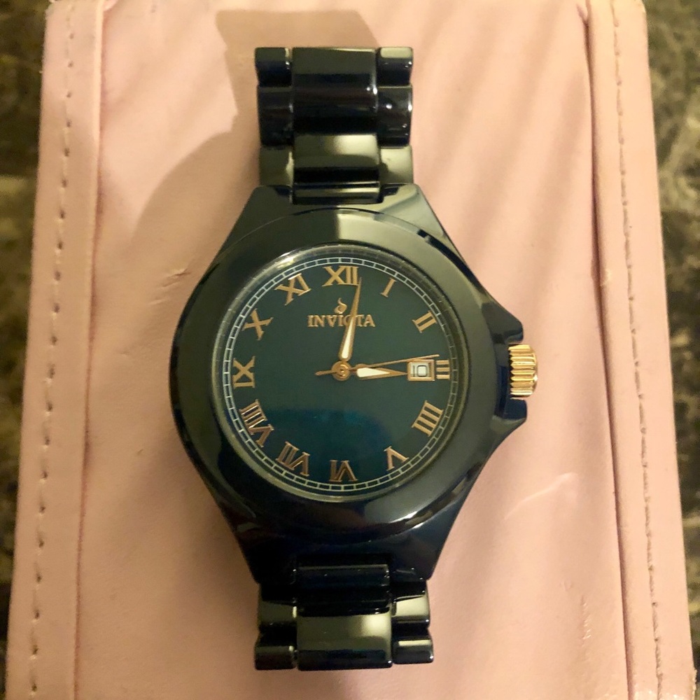 Invicta Ceramics Quartz Bracelet Watch